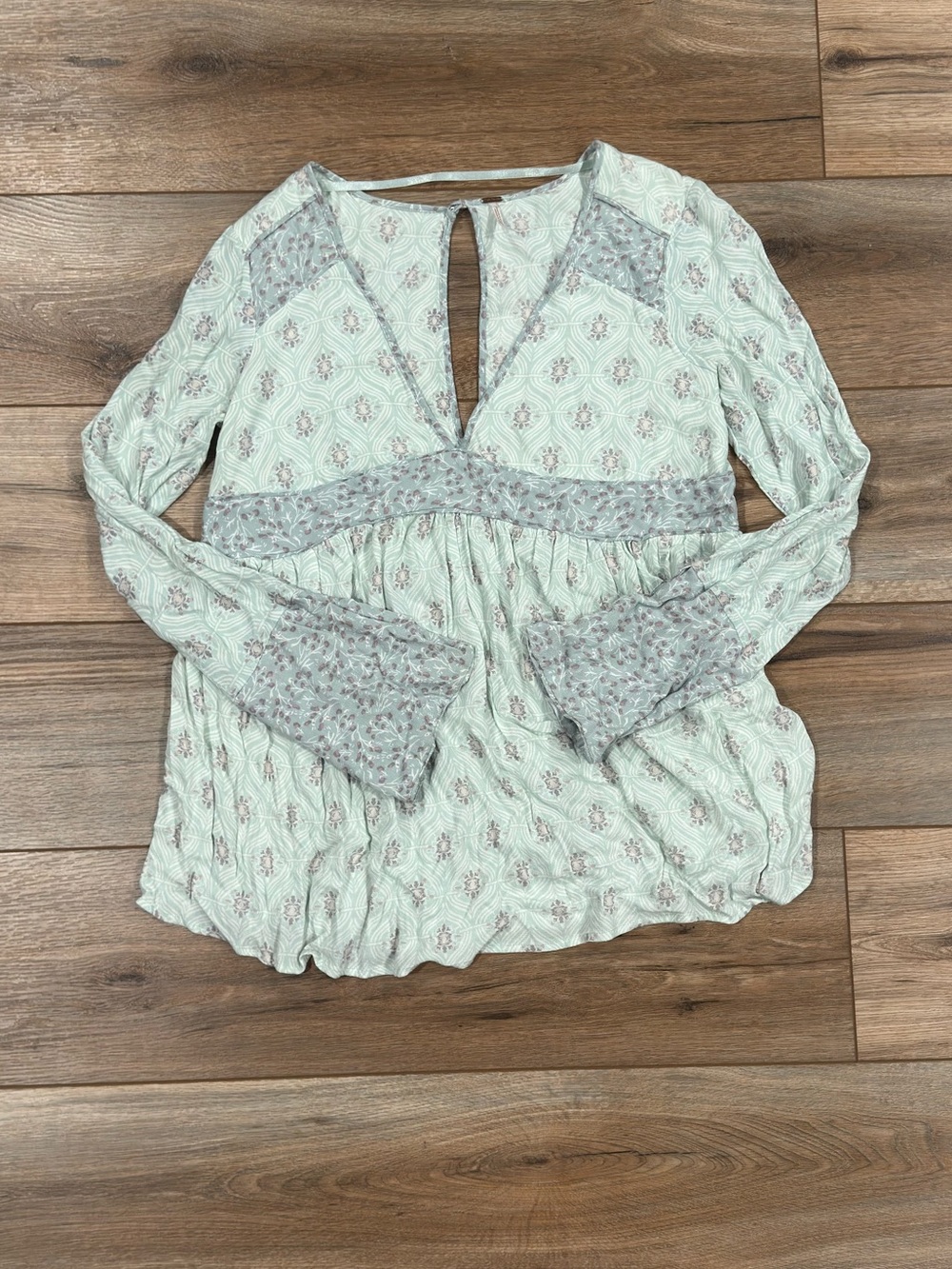 FREE PEOPLE Boho Spring Pastel Floral Flowy Long Sleeve Blouse Top | Size XS